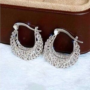925 Silver Luxury Filigree Hoop Earrings – Elegant Sparkle Design